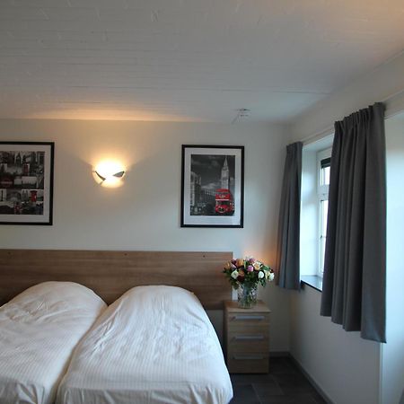 Duinoord Oostkapelle Bed & Breakfast Exterior photo